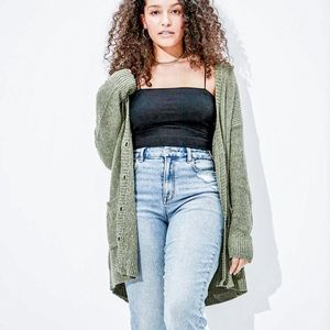 AE OVERSIZED BUTTON UP CARDIGAN
